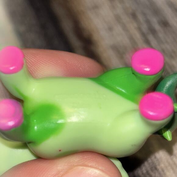 Tokidoki Unicorno Series 4 Vinyl Mini Figure Yuma Green Pink Cactus 3" - Picture 5 of 5